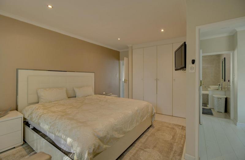 3 Bedroom Property for Sale in Sunninghill Gauteng