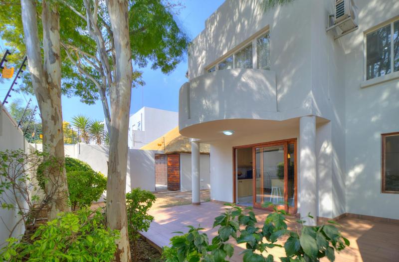 3 Bedroom Property for Sale in Sunninghill Gauteng