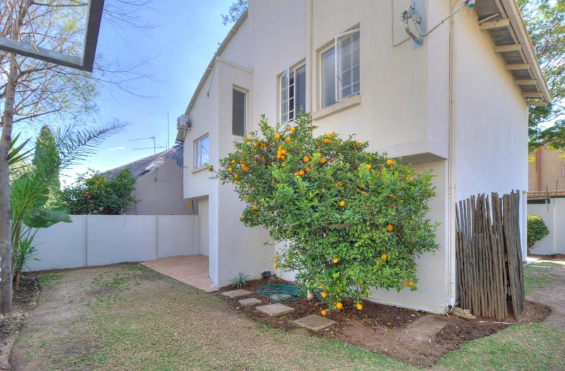 3 Bedroom Property for Sale in Sunninghill Gauteng