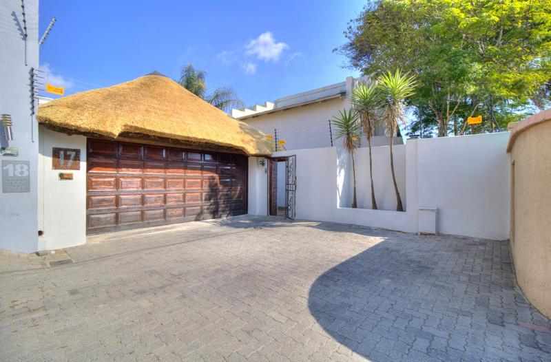 3 Bedroom Property for Sale in Sunninghill Gauteng