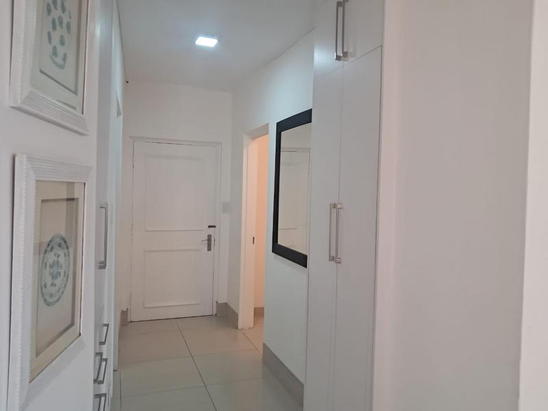 To Let 2 Bedroom Property for Rent in Sandton Central Gauteng
