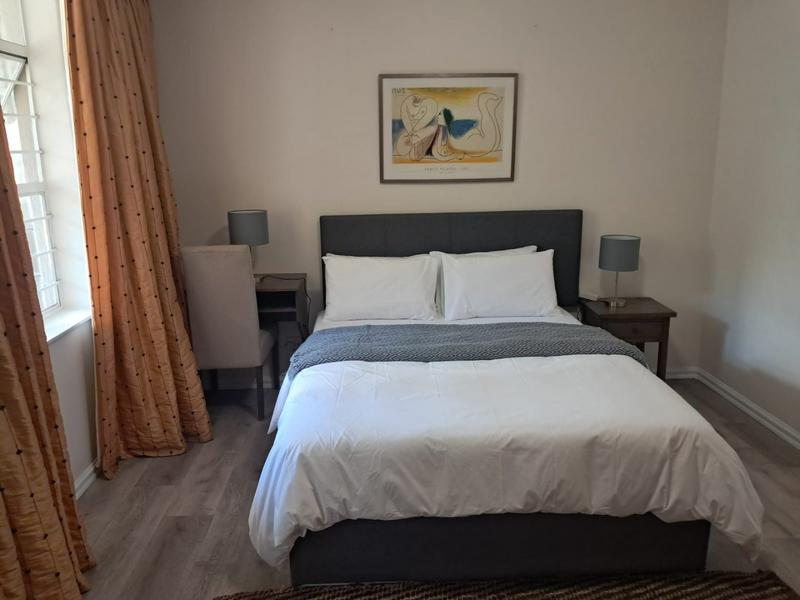 To Let 1 Bedroom Property for Rent in Sandton Central Gauteng