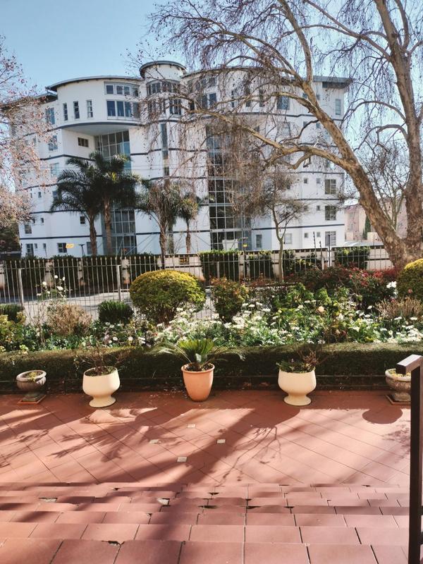 2 Bedroom Property for Sale in Killarney Gauteng