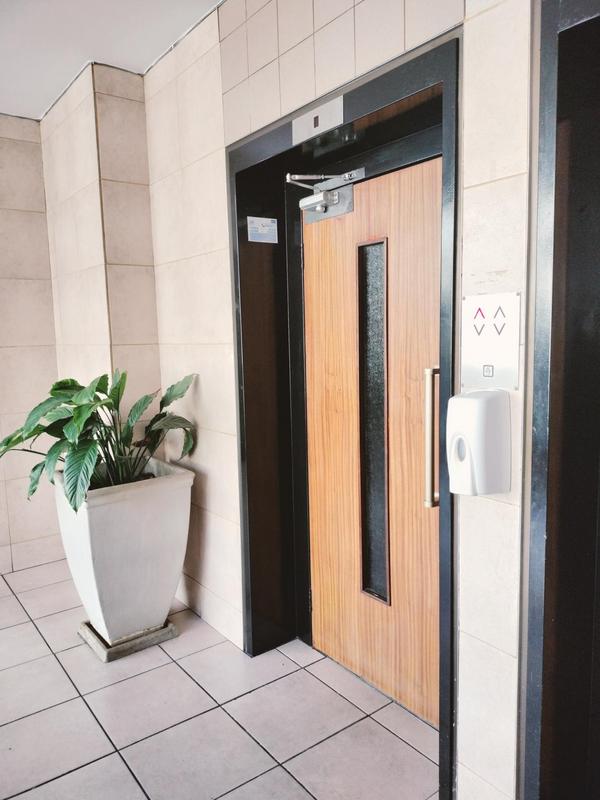 2 Bedroom Property for Sale in Killarney Gauteng