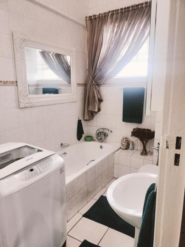 2 Bedroom Property for Sale in Killarney Gauteng