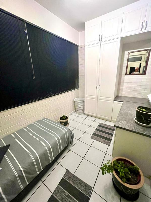 2 Bedroom Property for Sale in Killarney Gauteng