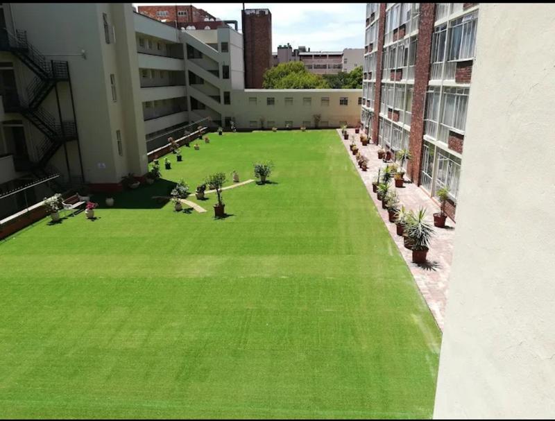 2 Bedroom Property for Sale in Killarney Gauteng