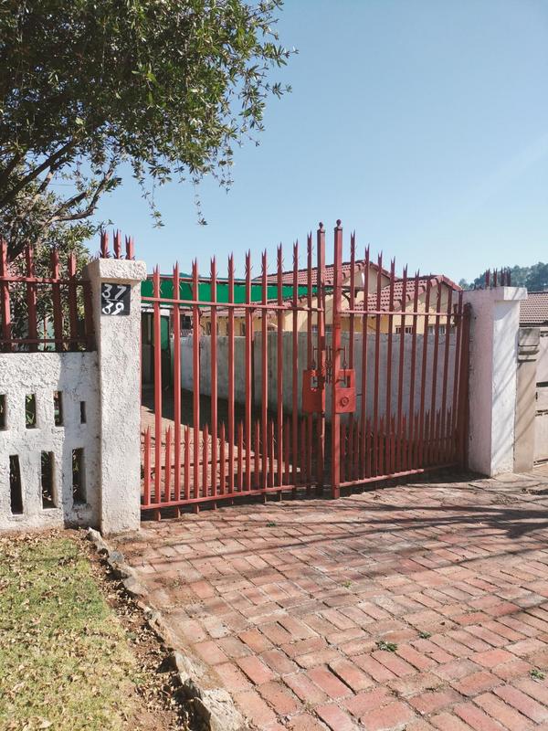 3 Bedroom Property for Sale in Meredale Gauteng