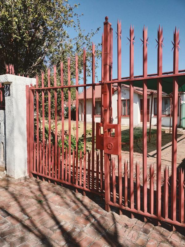 3 Bedroom Property for Sale in Meredale Gauteng