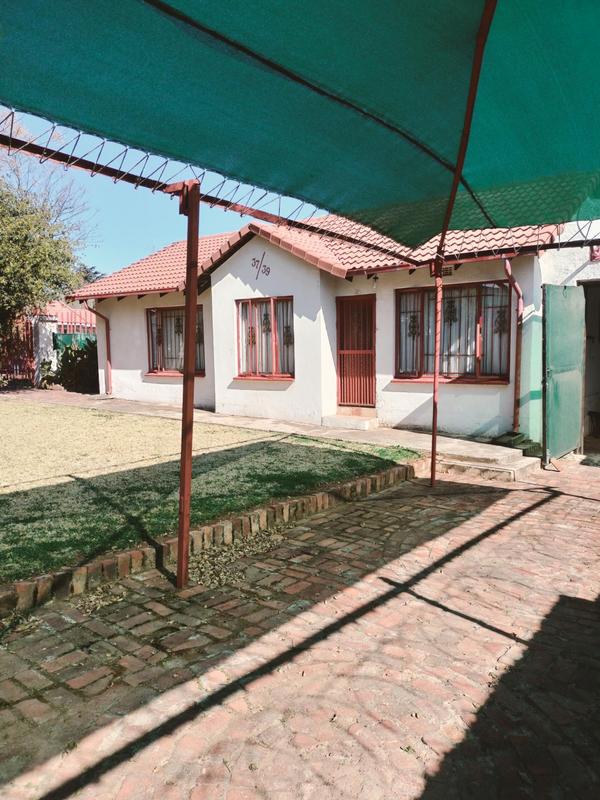 3 Bedroom Property for Sale in Meredale Gauteng