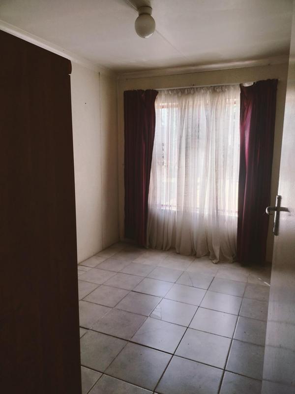 3 Bedroom Property for Sale in Meredale Gauteng