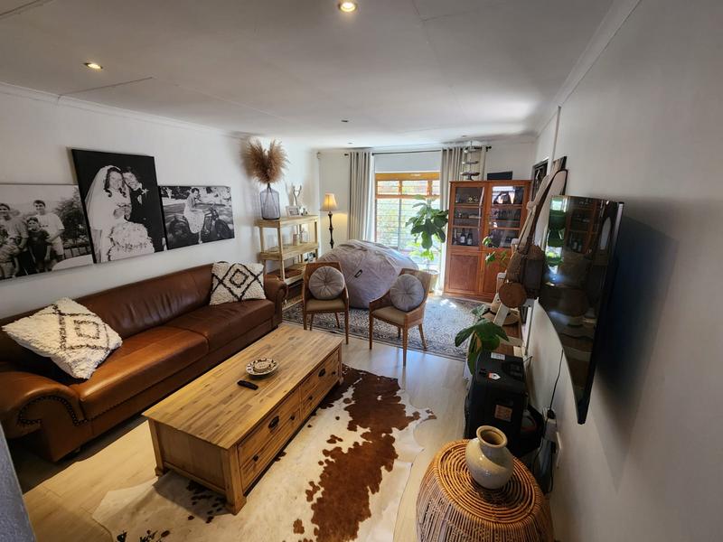 To Let 3 Bedroom Property for Rent in Boardwalk Meander Gauteng