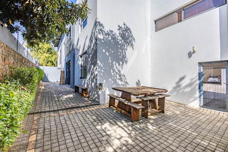 2 Bedroom Property for Sale in Menlo Park Gauteng