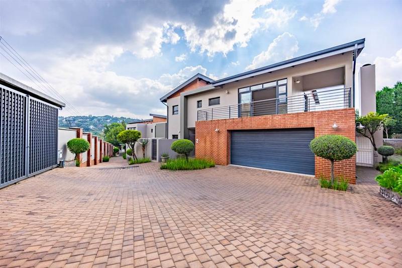 3 Bedroom Property for Sale in Waterkloof Heights Gauteng