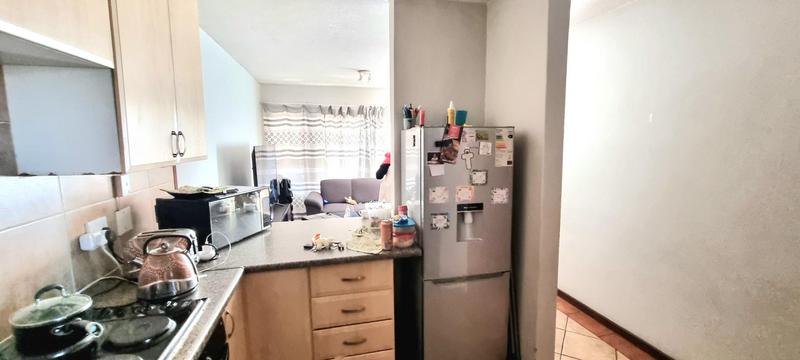 2 Bedroom Property for Sale in Die Hoewes Gauteng