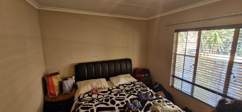 2 Bedroom Property for Sale in Kosmosdal Gauteng