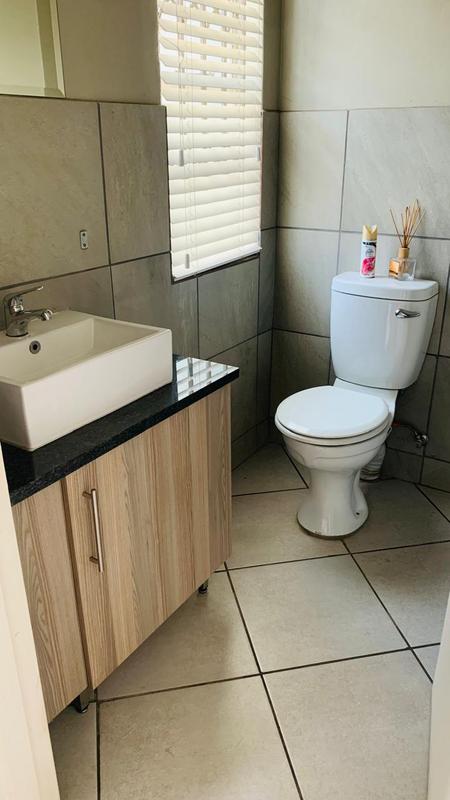 3 Bedroom Property for Sale in Albertsdal Gauteng