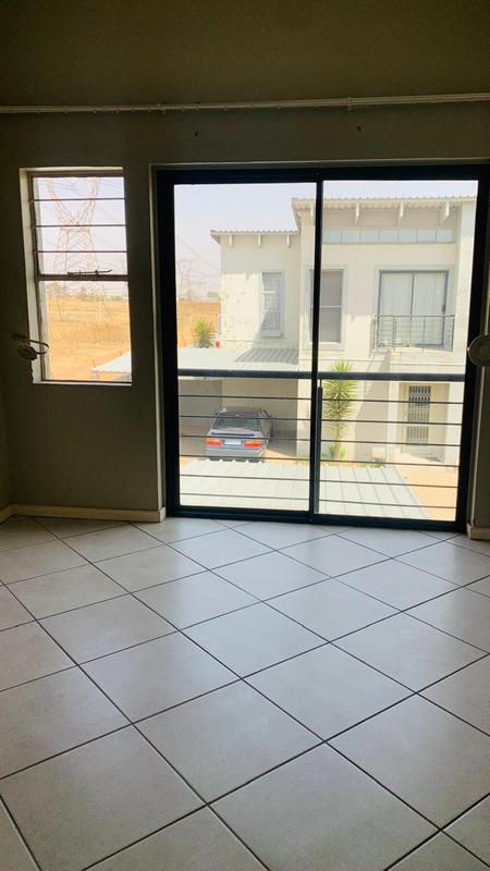 3 Bedroom Property for Sale in Albertsdal Gauteng