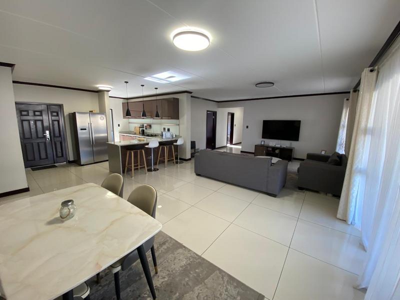 3 Bedroom Property for Sale in Carlswald Gauteng