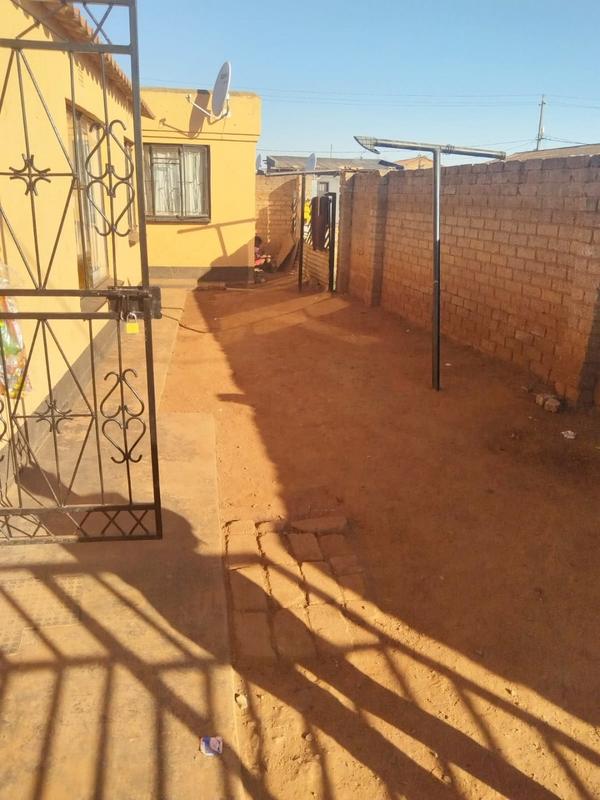 3 Bedroom Property for Sale in Moleleki Gauteng