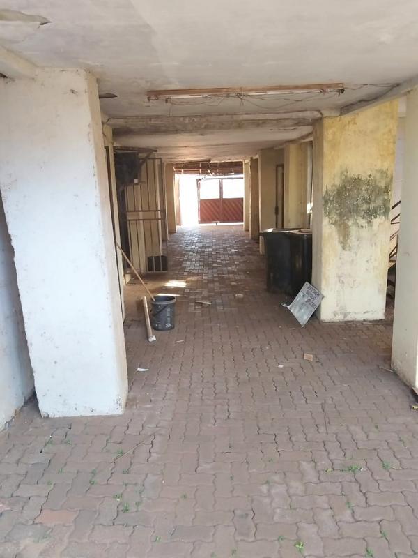 Commercial Property for Sale in Vosloorus Gauteng