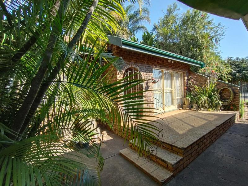 3 Bedroom Property for Sale in Theresa Park Gauteng