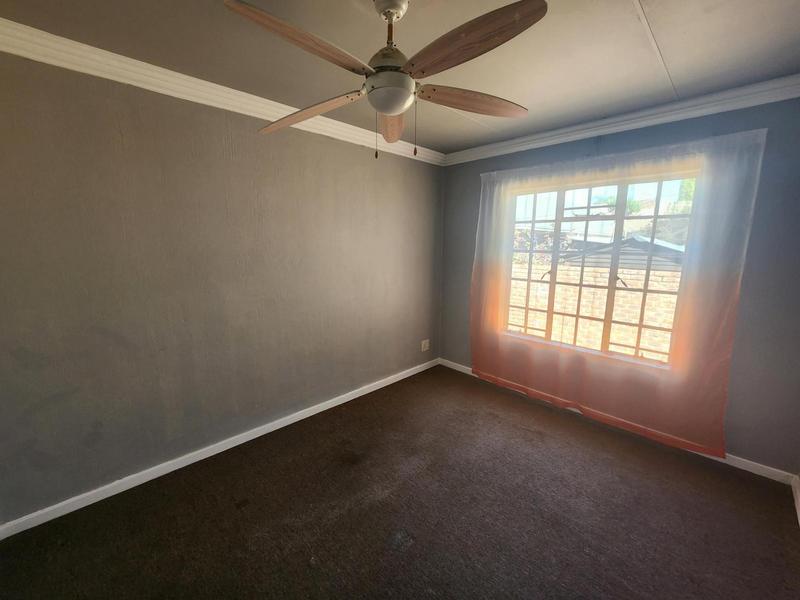 To Let 3 Bedroom Property for Rent in Garsfontein Gauteng