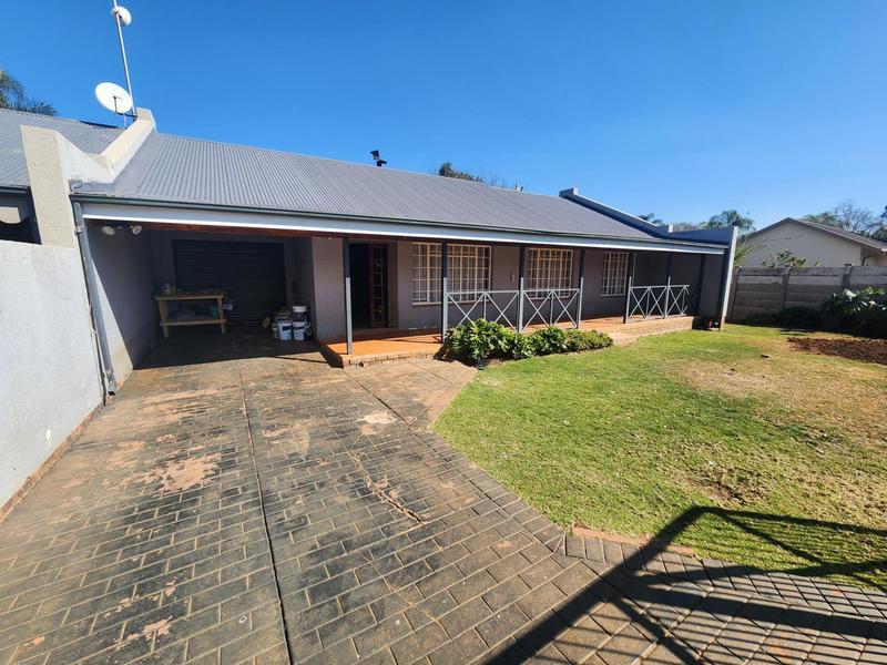 To Let 3 Bedroom Property for Rent in Garsfontein Gauteng