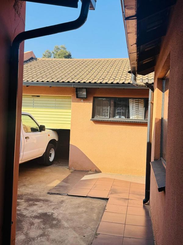 3 Bedroom Property for Sale in Vosloorus Ext 13 Gauteng