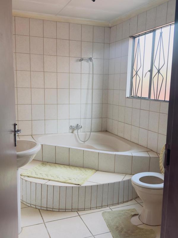 3 Bedroom Property for Sale in Vosloorus Ext 13 Gauteng
