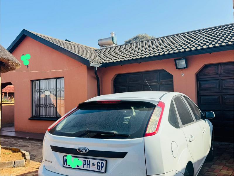 3 Bedroom Property for Sale in Vosloorus Ext 13 Gauteng