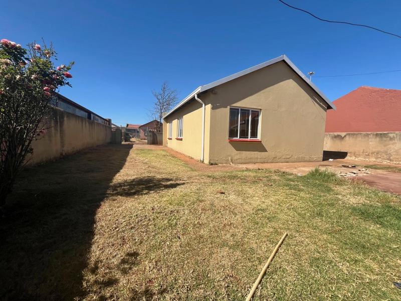 3 Bedroom Property for Sale in Vosloorus Gauteng