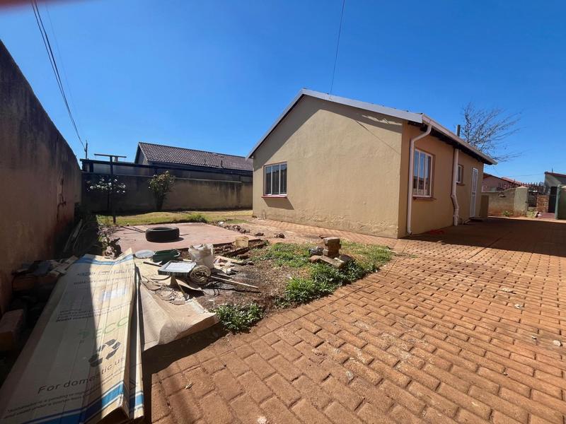 3 Bedroom Property for Sale in Vosloorus Gauteng