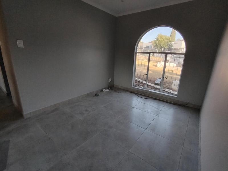3 Bedroom Property for Sale in Wierda Park Gauteng