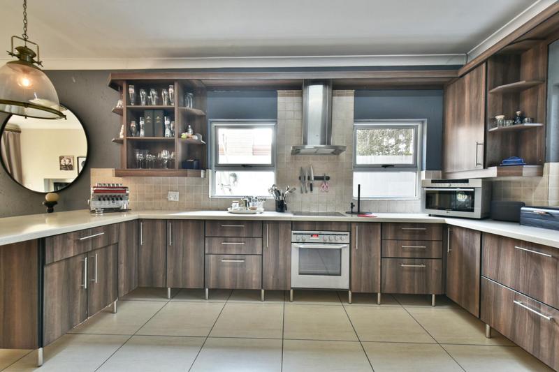 4 Bedroom Property for Sale in Eagle Canyon Golf Estate Gauteng