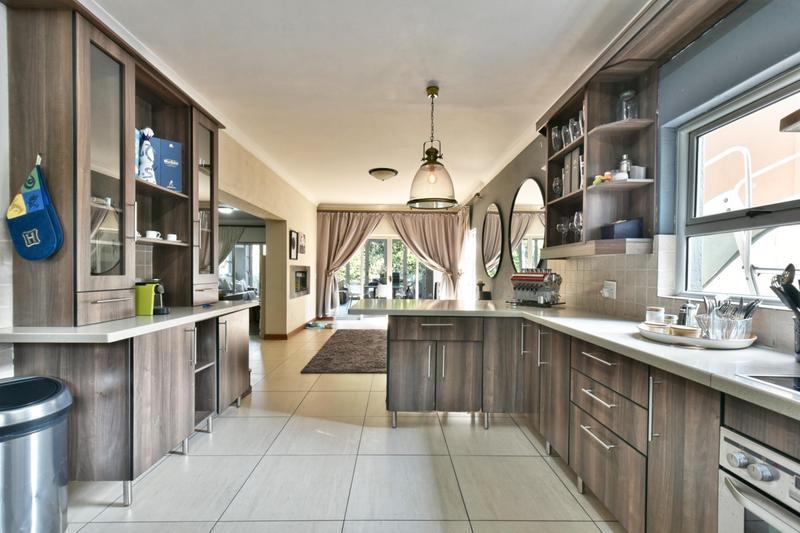 4 Bedroom Property for Sale in Eagle Canyon Golf Estate Gauteng