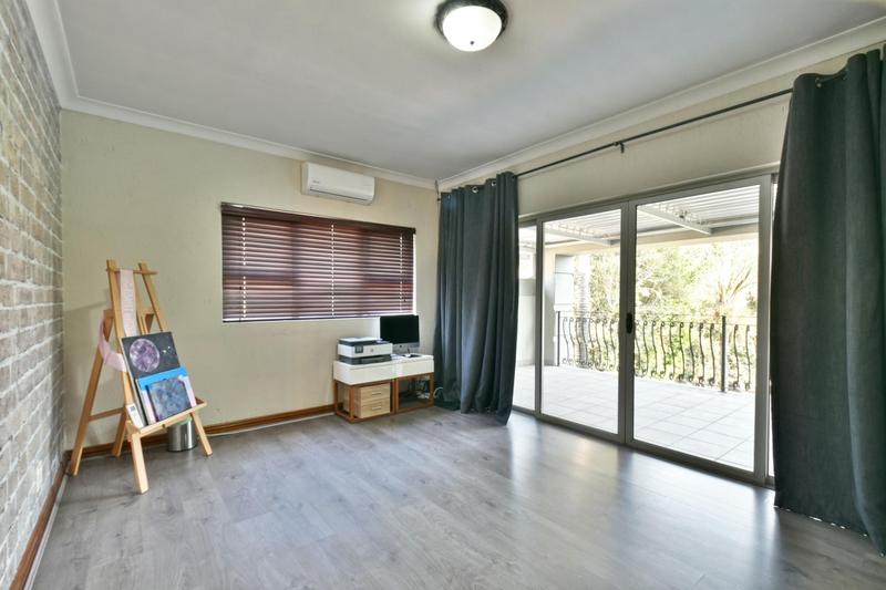 4 Bedroom Property for Sale in Eagle Canyon Golf Estate Gauteng