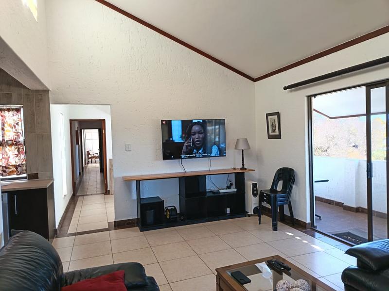 3 Bedroom Property for Sale in Bassonia Gauteng