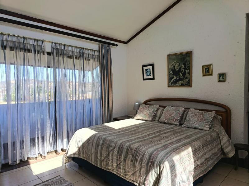 3 Bedroom Property for Sale in Bassonia Gauteng
