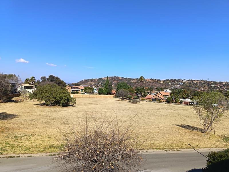 3 Bedroom Property for Sale in Bassonia Gauteng