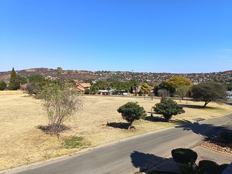 3 Bedroom Property for Sale in Bassonia Gauteng