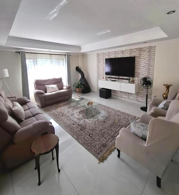 4 Bedroom Property for Sale in Lonehill Gauteng