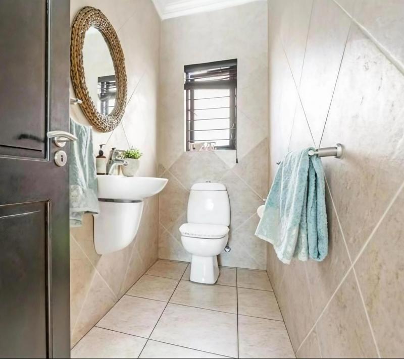 4 Bedroom Property for Sale in Lonehill Gauteng