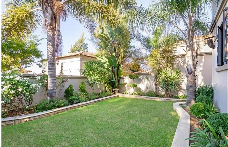 4 Bedroom Property for Sale in Lonehill Gauteng