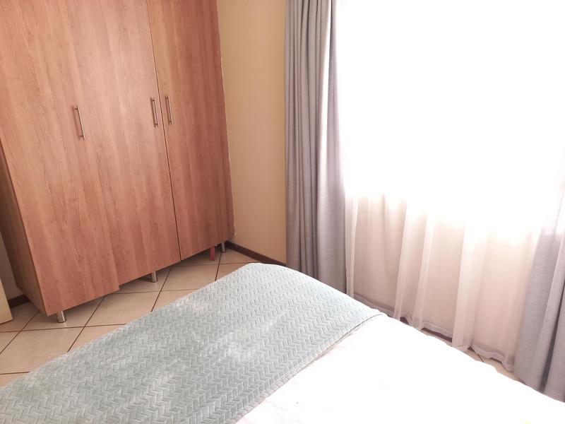 2 Bedroom Property for Sale in Monavoni Gauteng
