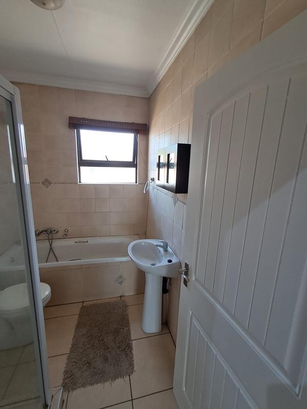 To Let 2 Bedroom Property for Rent in Gezina Gauteng