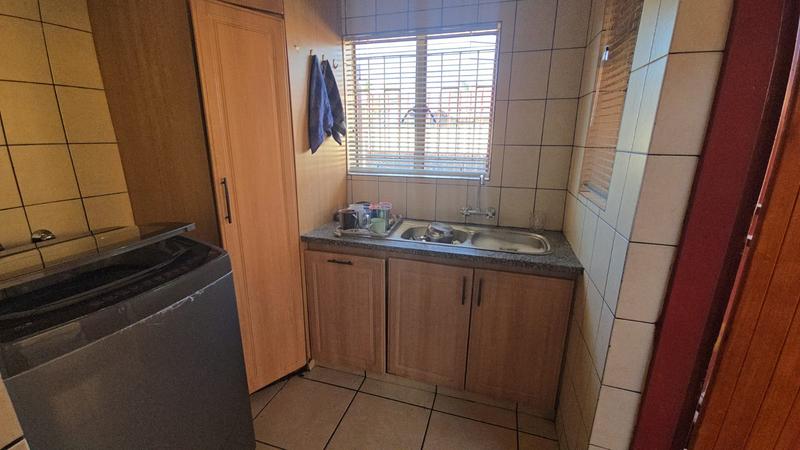 4 Bedroom Property for Sale in Florauna Gauteng