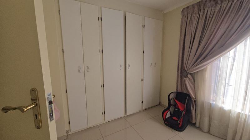 4 Bedroom Property for Sale in Florauna Gauteng