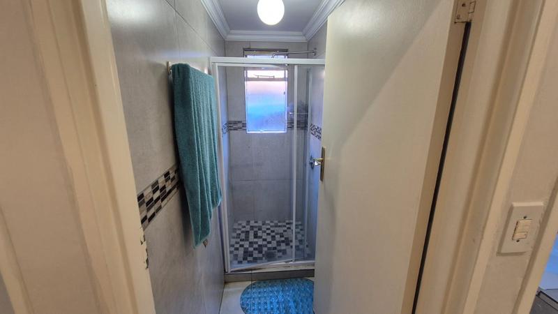 4 Bedroom Property for Sale in Florauna Gauteng