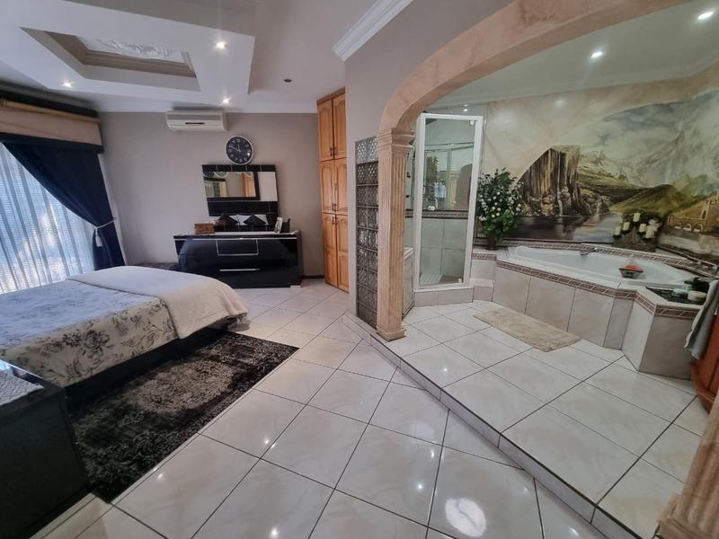 4 Bedroom Property for Sale in Florentia Gauteng